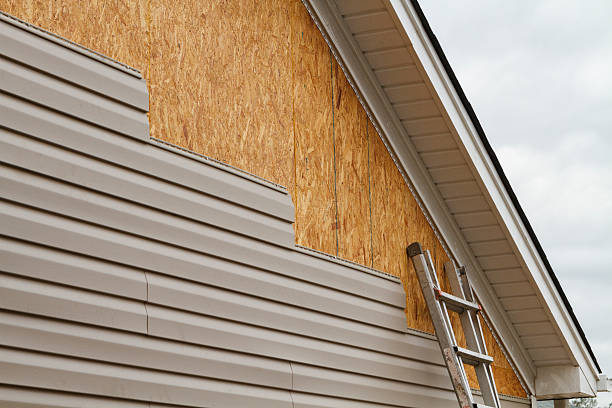 24/7 Emergency Siding Replacement experts in Candor, NC